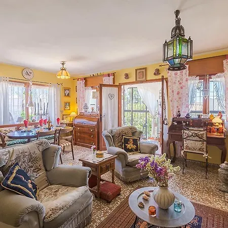Abahana Villas Carrio Alto Villa *