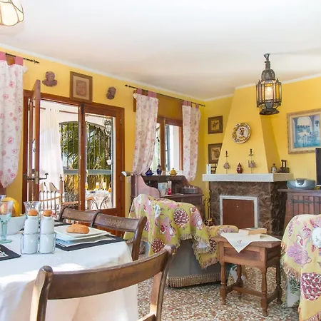 Abahana Villas Carrio Alto Villa *